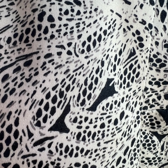 Club Monaco Size 6 skirt - Picture 4 of 10